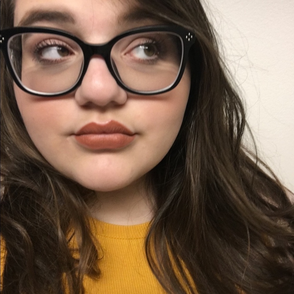 Meet your Posher, Sabrina